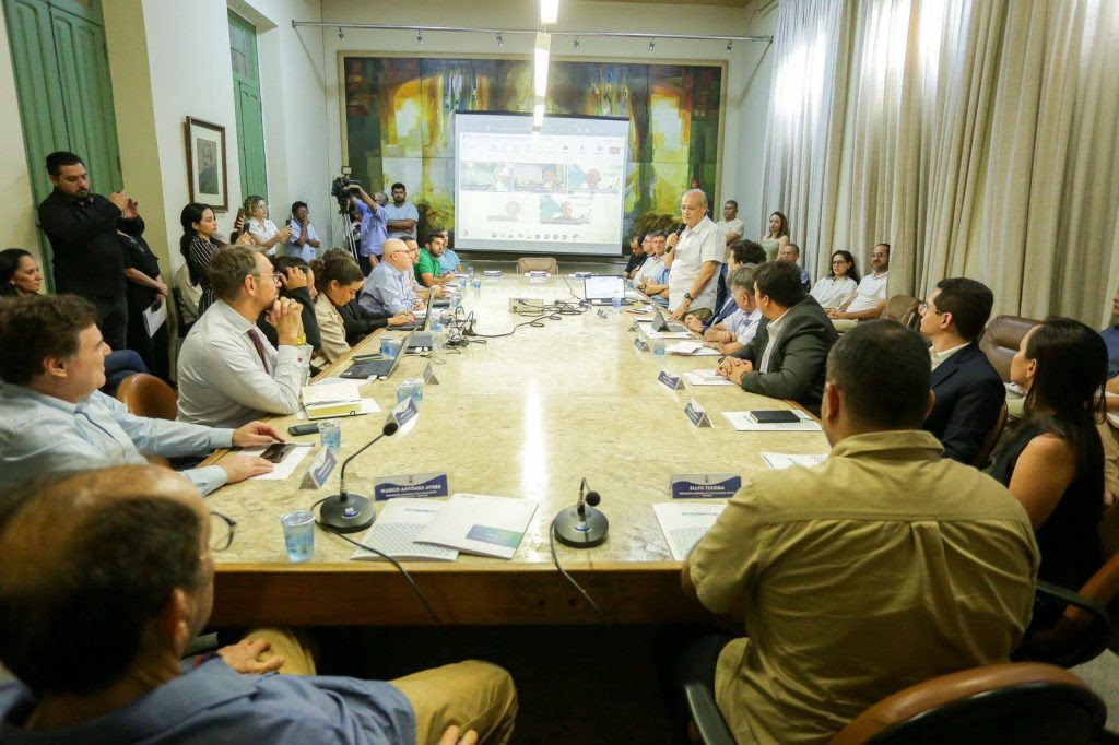 SENAI-RN integra equipe que estuda viabilidade de ônibus elétricos em cinco estados brasileiros