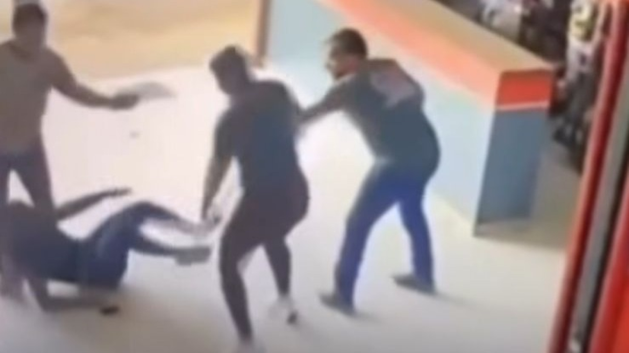 O PAU COMEU: Mulher de vereador do MDB ataca suposta amante do marido; VEJA VÍDEO