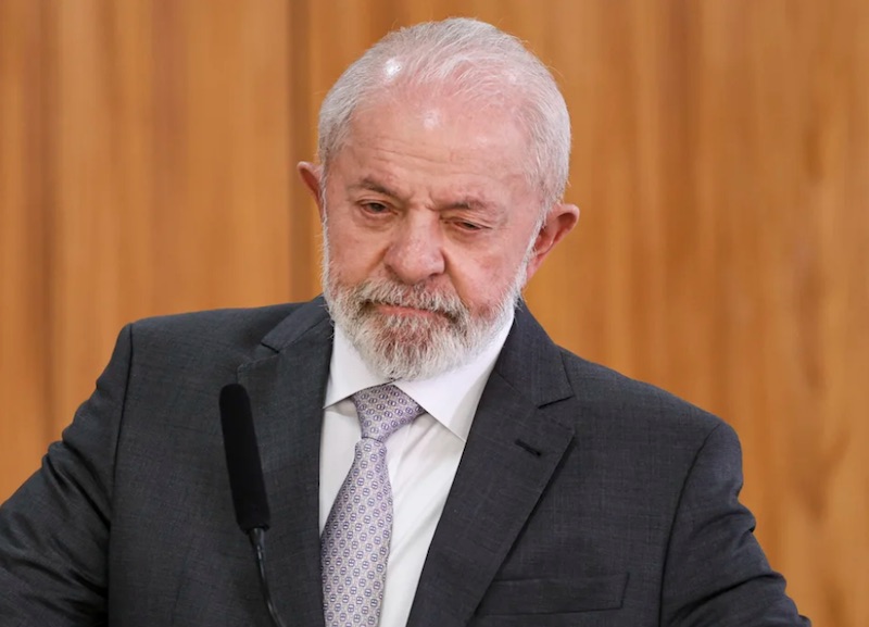 Reprovação de Lula sobe para 57,4% e aprovação desaba para 39%, diz pesquisa nacional