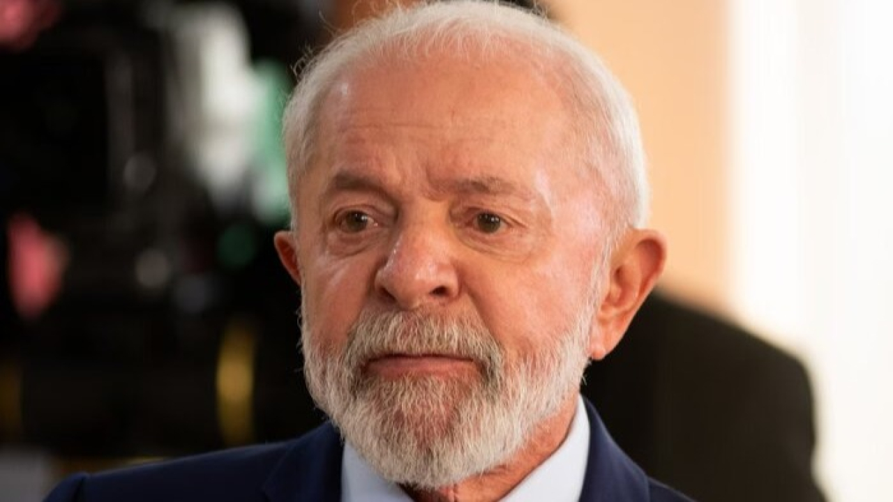 Quaest: Desaprovação de Lula dispara a 56% e tem novo recorde