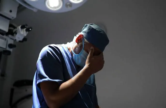 NEGLIGÊNCIA: pesquisa revela que mortes por erro médico é a 3ª maior causa de mortes no Brasil