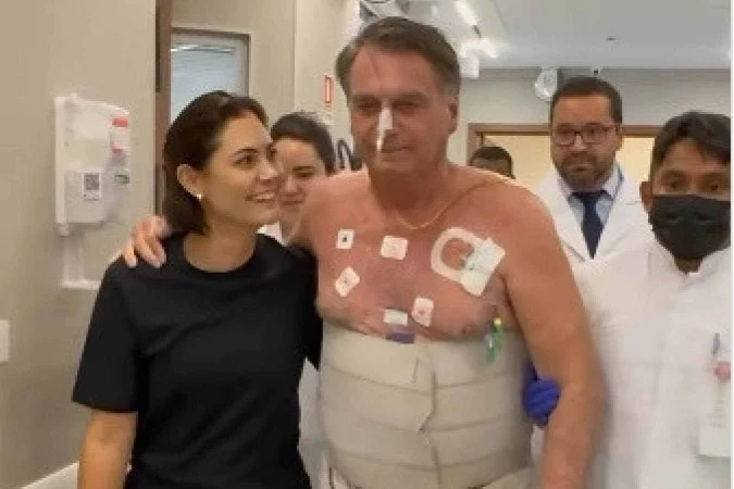 Nas redes sociais, Michelle pede 'jejum e oração' por sete dias pela recuperação de Bolsonaro