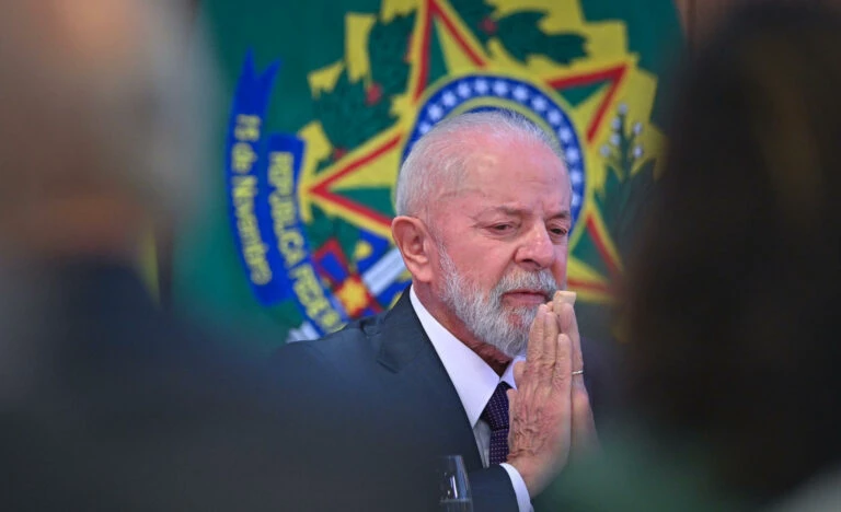 Lula admite força da direita para o Senado em 2026 e articula