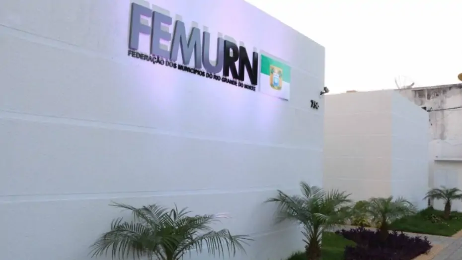 Evento da Femurn reúne prefeitos, bancos e órgãos federais em Natal