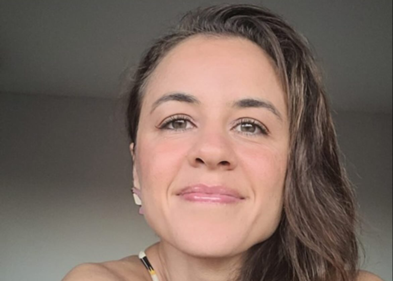 Gaúcha que morreu eletrocutada em São Miguel do Gostoso é enterrada em Pelotas (RS)