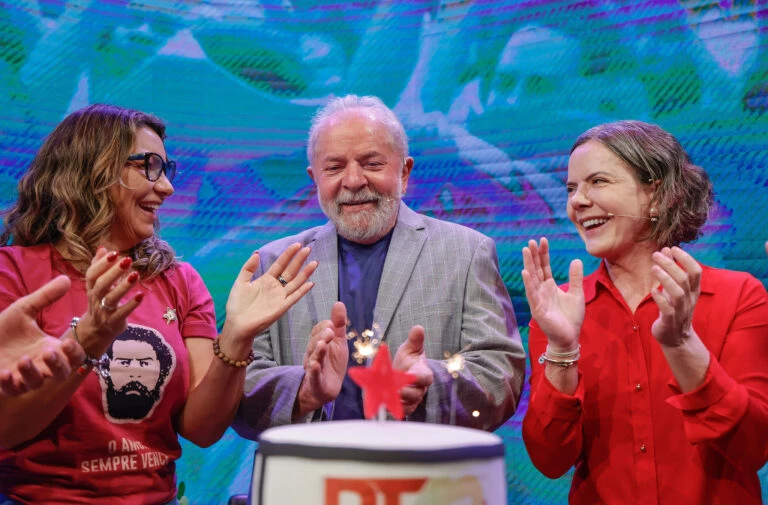 Gleisi defende Janja após AGU criar regras sobre primeira-dama