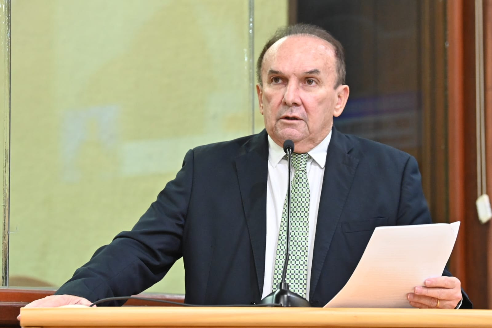 Nelter Queiroz enaltece atuação do senador Styvenson Valentim na saúde do RN