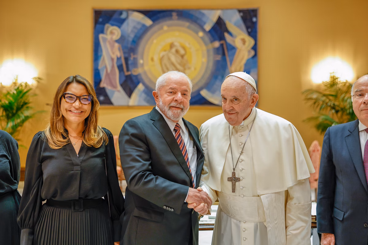 Lula viaja para funeral do papa Francisco no Vaticano; saiba quem integrará a comitiva do presidente