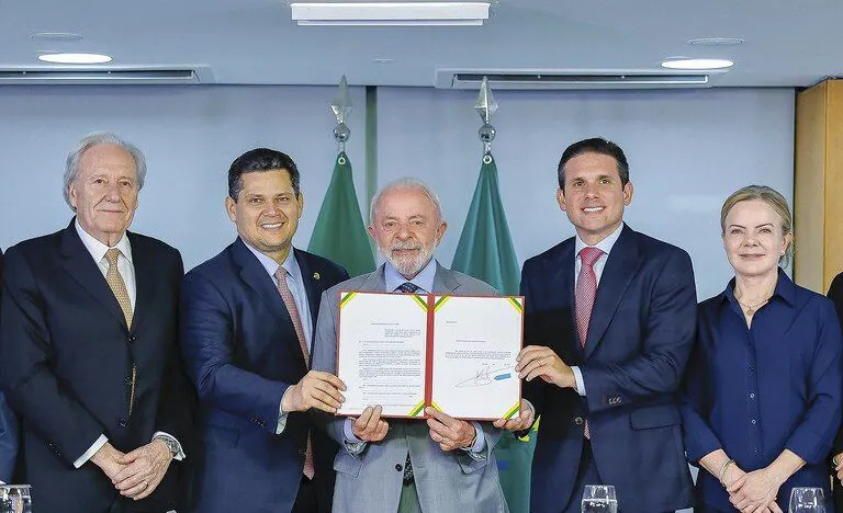 Governo entrega PEC da Segurança Pública ao Congresso e propõe mudanças no setor
