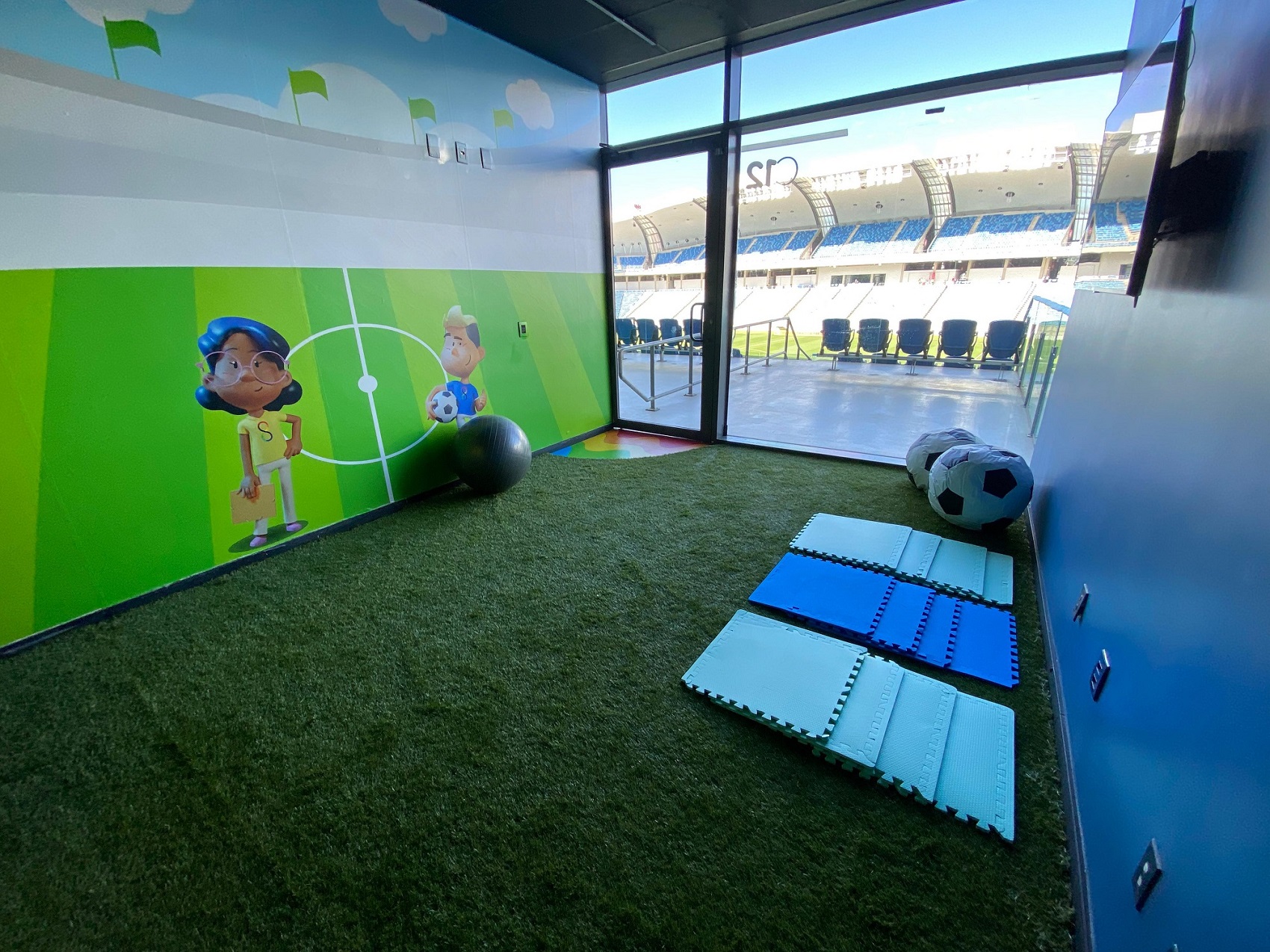 Arena lança camarote especial para pessoas com Transtorno do Espectro Autista assistirem aos jogos de futebol