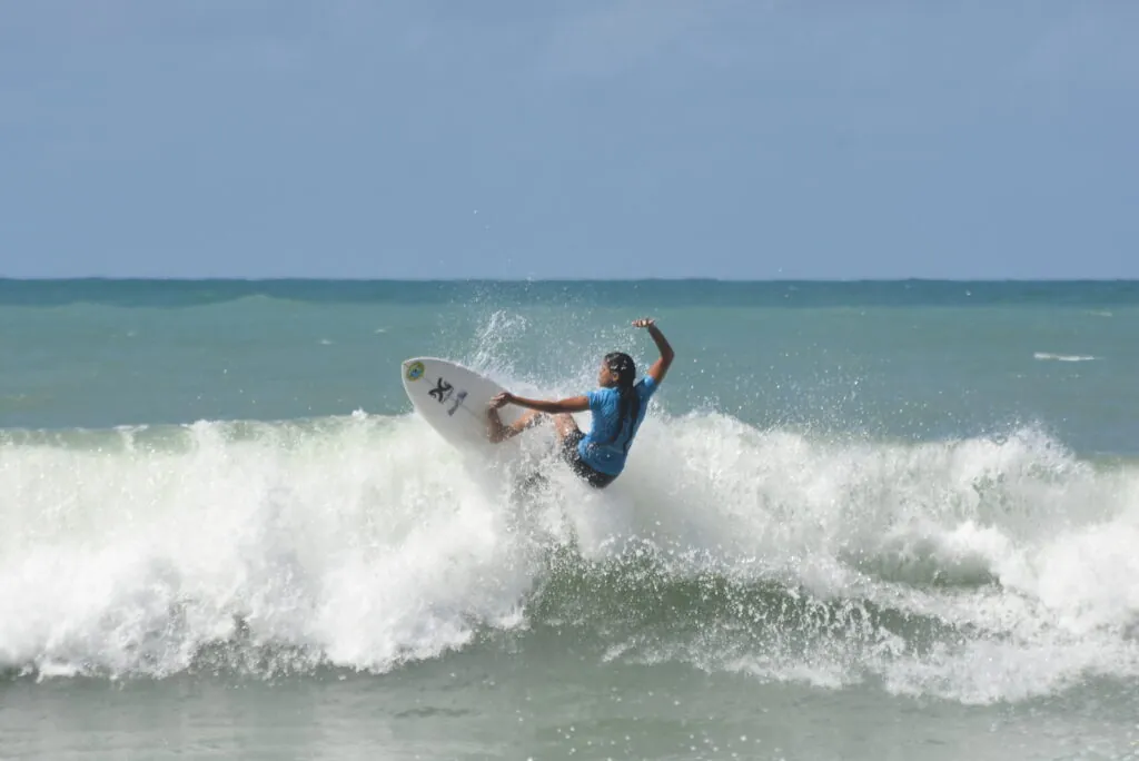 Surfistas potiguares brilham na etapa da WSL em Natal: “Trazer o bicampeonato”