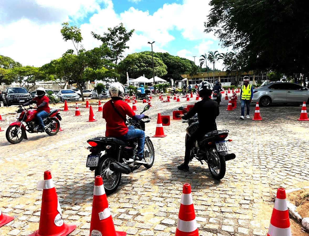 Detran constata que quantidade de motocicletas superou a de automóveis no RN