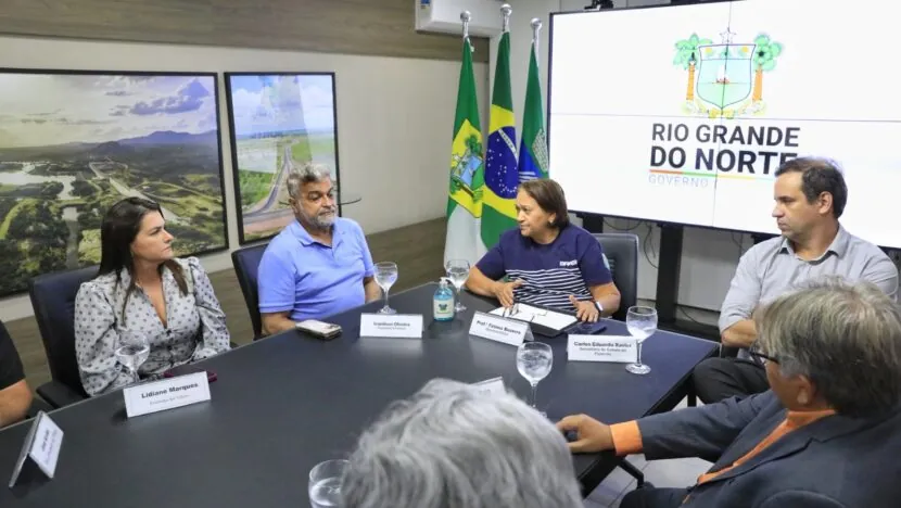 Governo do RN forma comissão para tratar da questão territorial envolvendo Tibau e Icapuí