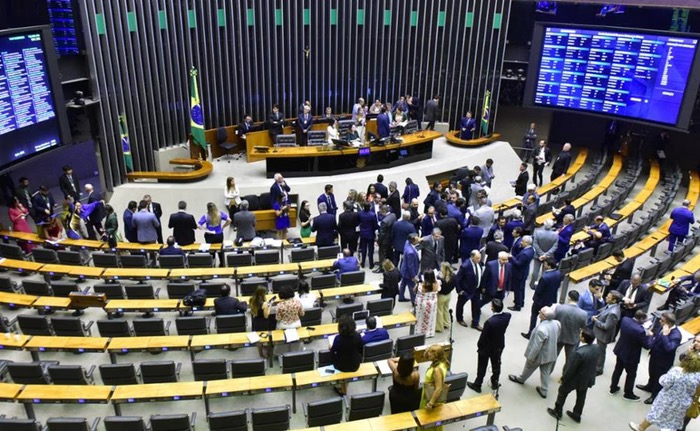 Maioria dos senadores assina CPMI do "roubo" das aposentadorias; veja quem assinou no RN