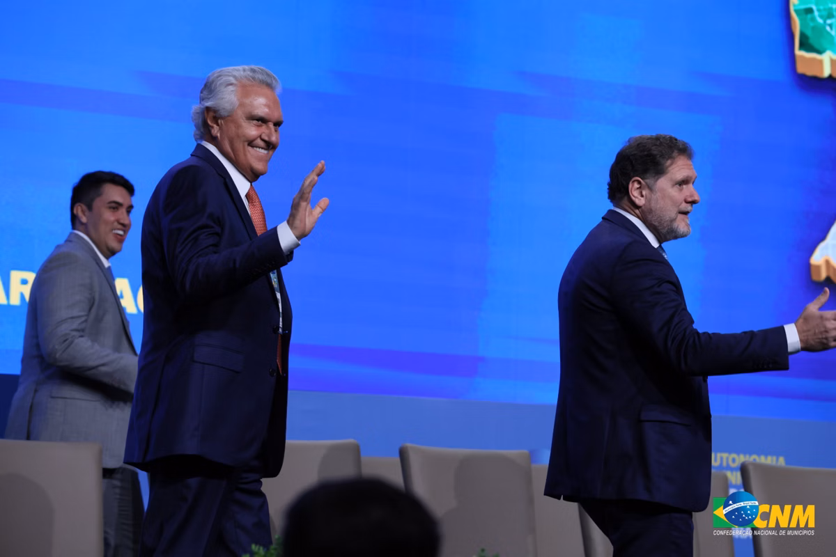 Governadores que miram o Planalto em 2026 e vaias a Lula dão tom político à Marcha dos Prefeitos