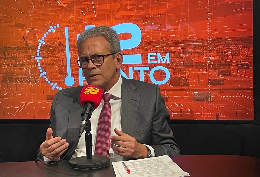 Walter Alves pode disputar Governo do RN nas eleições de 2026, aponta Hermano Morais