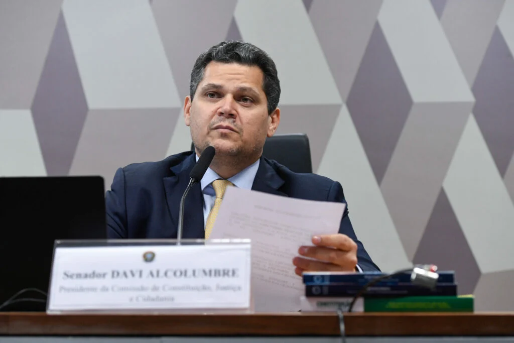 Alcolumbre diz que CPMI do INSS será lida em 17 de junho