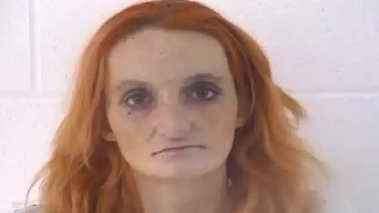 Garota de programa é presa por manter relações com mais de 200 clientes sem revelar ser portadora de HIV