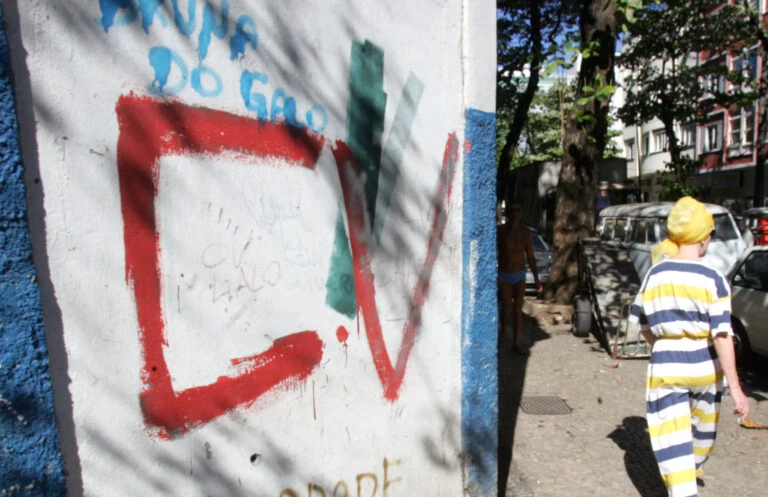 Gestão Lula não rotulará PCC e CV de terroristas, como pediram EUA