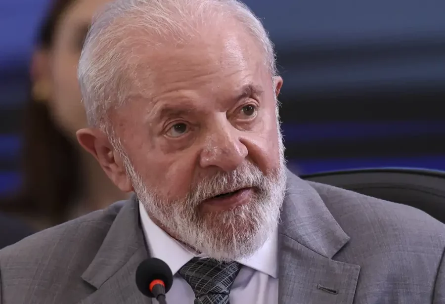 Desaprovação de Lula aumenta e chega a 53,7%, diz Atlas