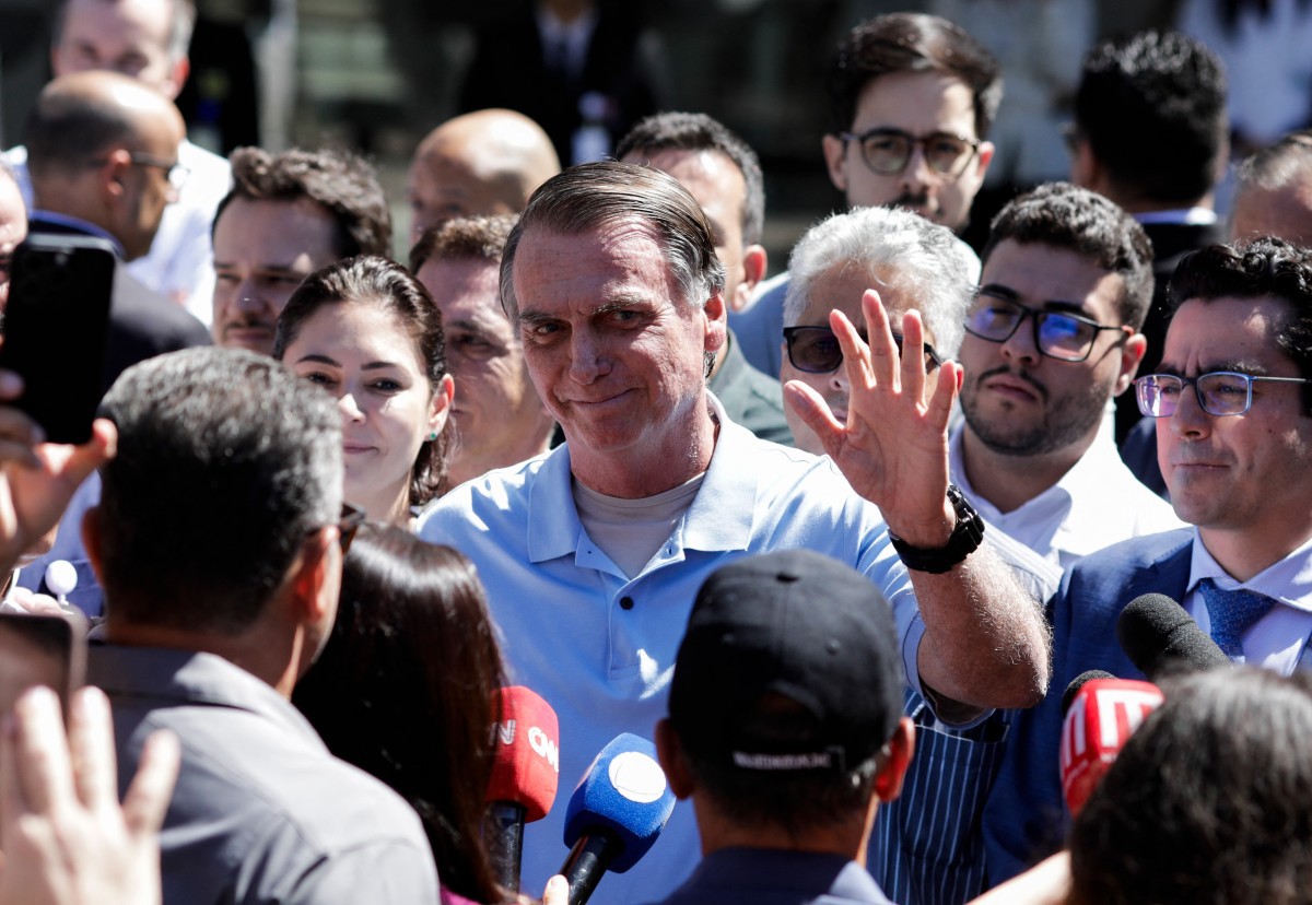 Médicos de Bolsonaro pedem para ele não participar de ato pela anistia em Brasília