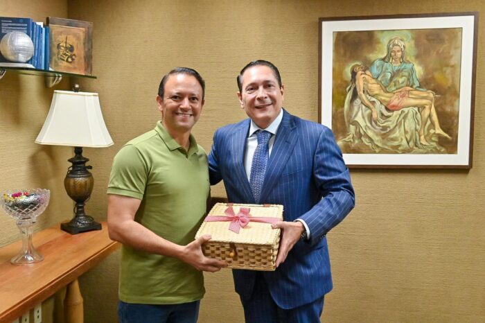 Prefeito Lula Soares entrega convite oficial do São João de Assú ao presidente da Assembleia Legislativa