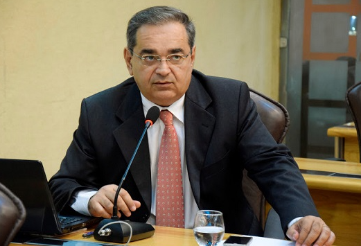 Pesquisa Agorasei: Sem anunciar candidatura ao senado, Álvaro Dias já é o segundo lugar
