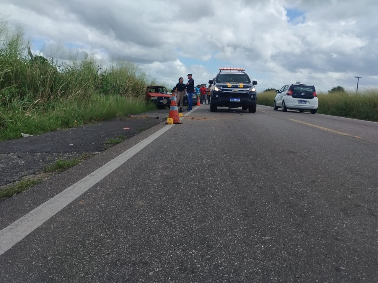 Grave acidente termina com motociclista morto e passageira ferida na Grande Natal