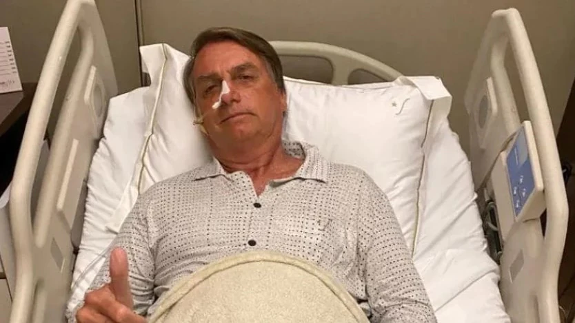 Estável, Bolsonaro deixa UTI, mas segue sem previsão de alta hospitalar