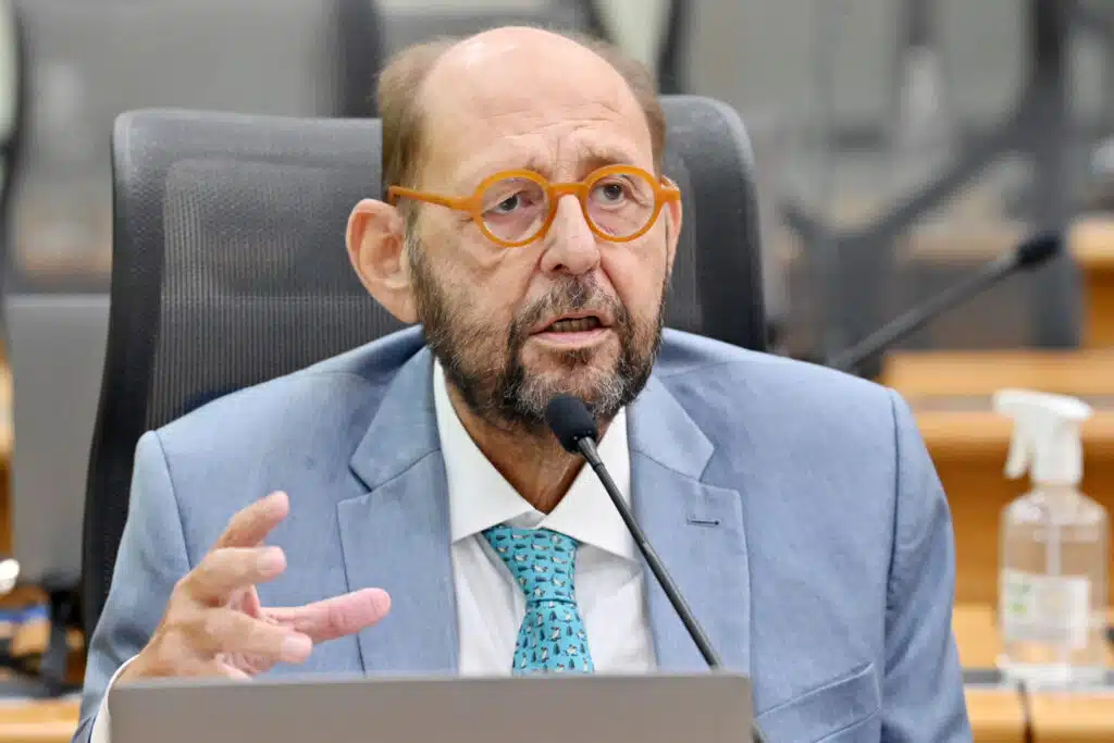 Gustavo Carvalho denuncia abandono da RN-061 e diz que “nem asfalto sobrou” na via