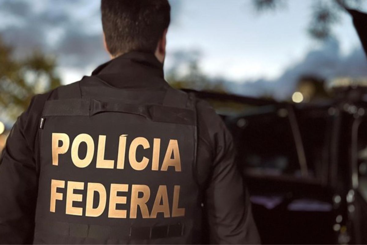 PF publica edital com mil vagas e salários de até R$ 26,8 mil; veja como participar do concurso