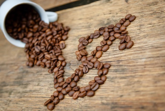 FAZ O L: Café sobe 80,2% em 12 meses e acumula maior inflação desde início do Plano Real