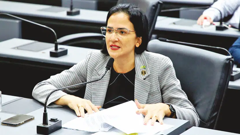 Vereadora de Natal condena aborto mesmo em casos de estupro e minimiza relações com menores