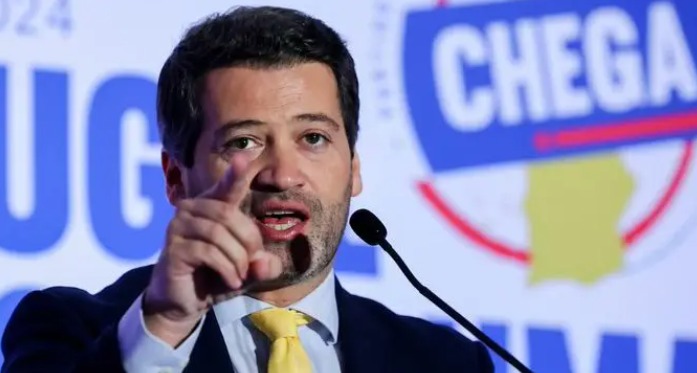 Portugal derrota socialistas e Chega, de direita, cresce
