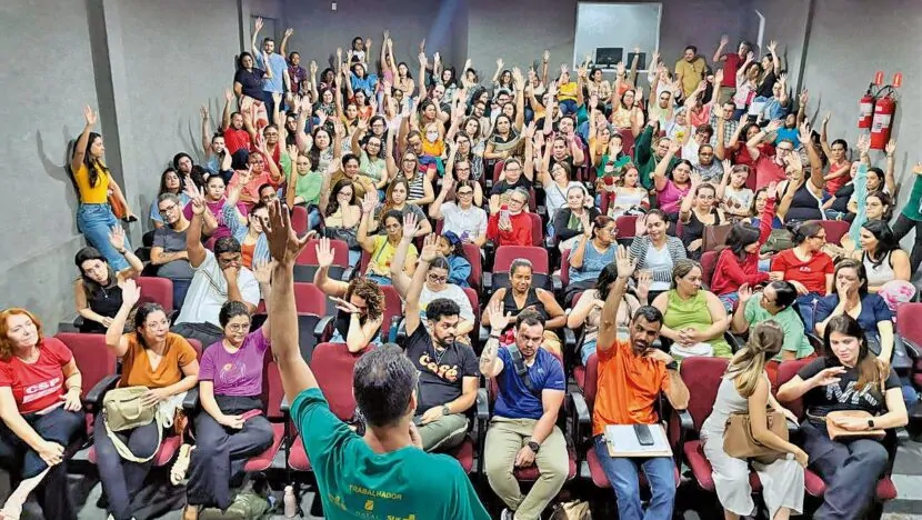Servidores citam caos na saúde de Parnamirim e aprovam paralisações