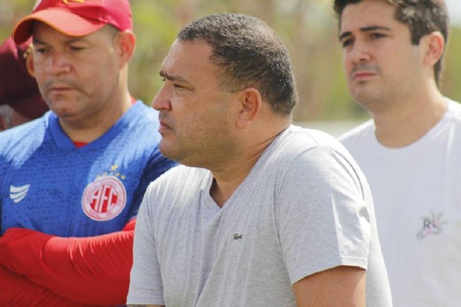 Ídolo e ex-presidente, Souza retorna ao América para assumir cargo na SAF