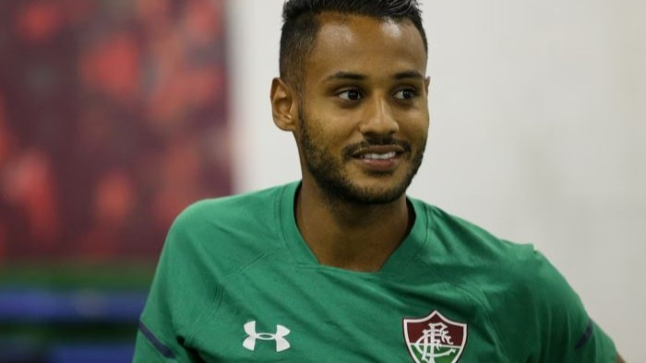 Ex-jogador do Fluminense é preso com 187 kg de maconha