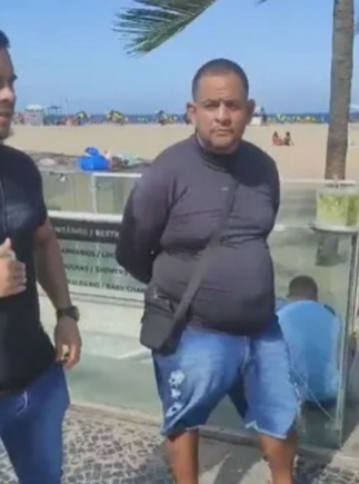 Ambulante é preso em Copacabana após cobrar R$ 3 mil por uma caipirinha
