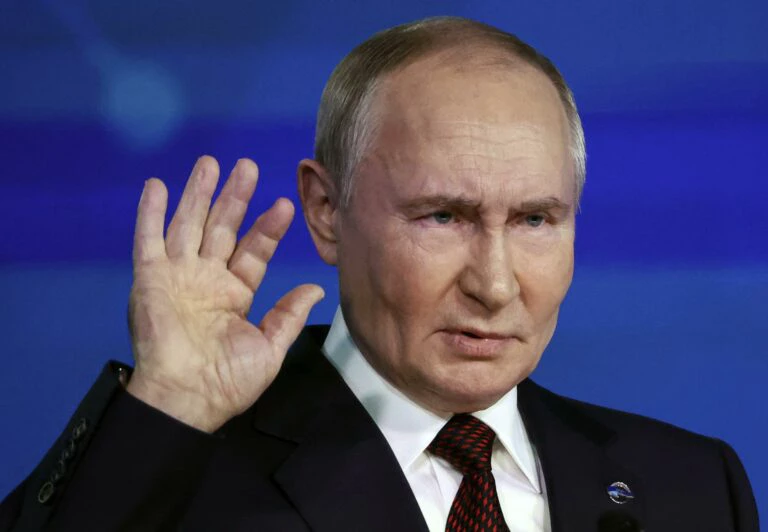 Putin se oferece para mediar o confronto entre Israel e Irã
