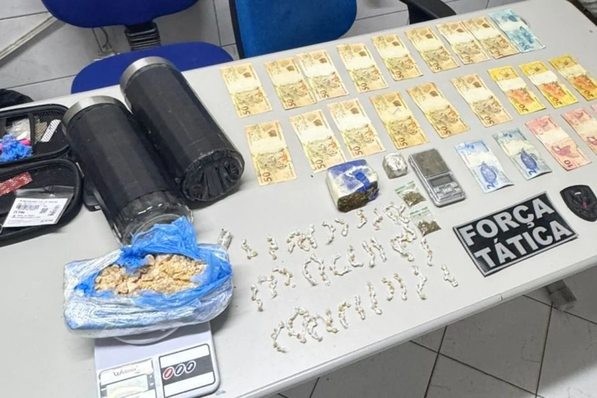 Suspeito de “delivery do tráfico” é preso com 1kg de crack em Parnamirim