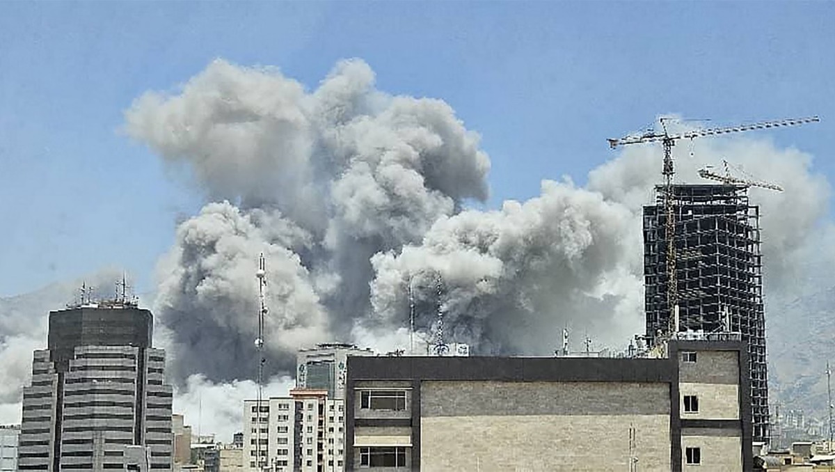 Irã nega acordo para cessar-fogo anunciado por Trump; Tel Aviv ataca Teerã