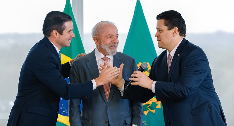 Lula se mostra pessimista e prevê semana de derrotas no Congresso
