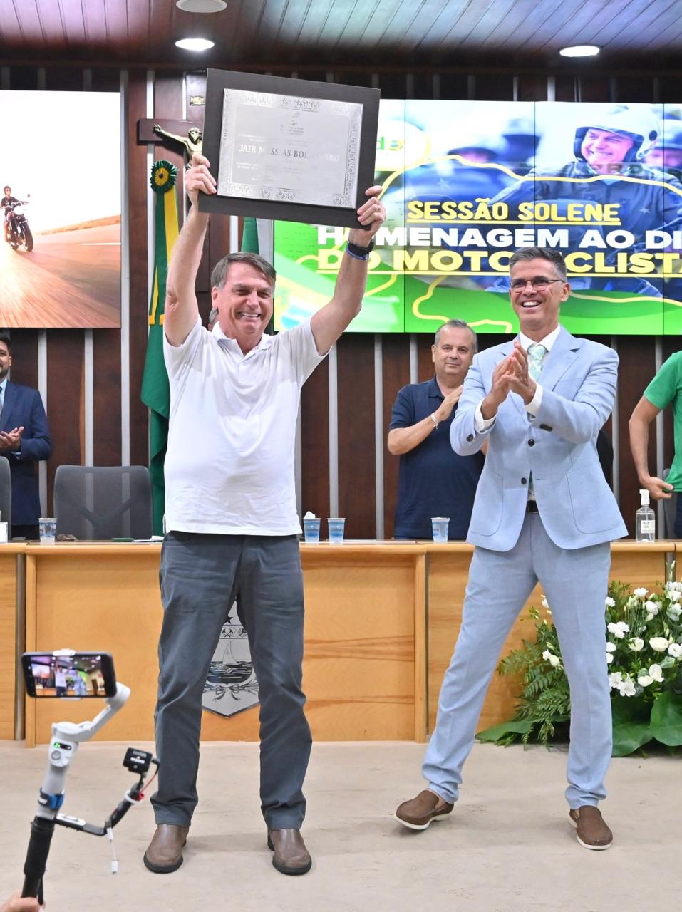 Deputado Coronel Azevedo entregará Título de Cidadão Potiguar a Bolsonaro na Câmara Municipal de Natal