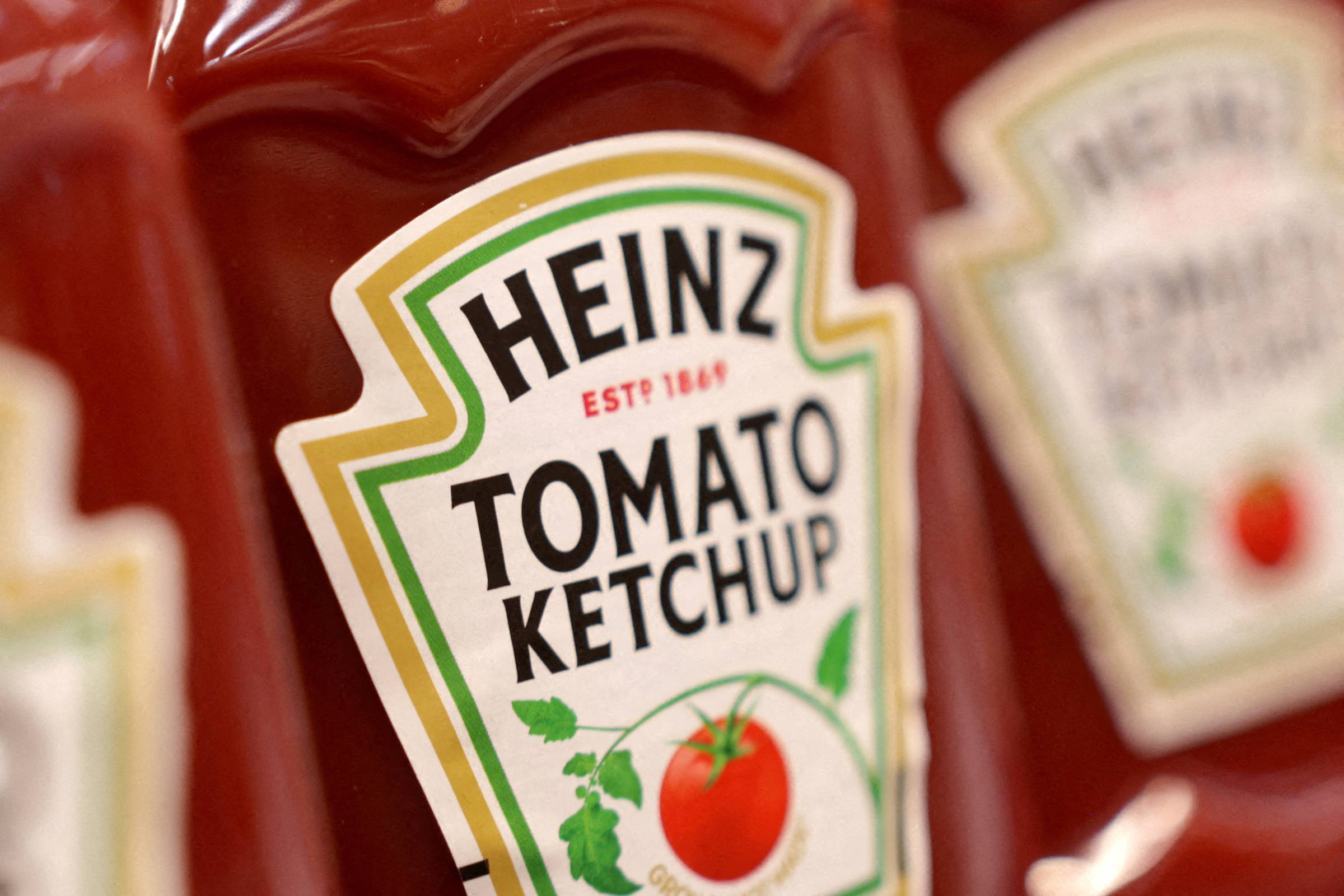 Kraft Heinz anuncia retirada de corantes artificiais dos alimentos nos EUA até 2027