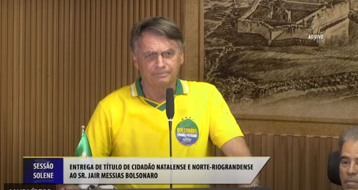 Jair Bolsonaro pede anulação de delação após troca de mensagens