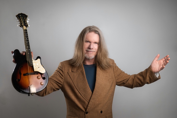 Humberto Gessinger celebra acústicos dos Engenheiros do Hawaii em show em Natal