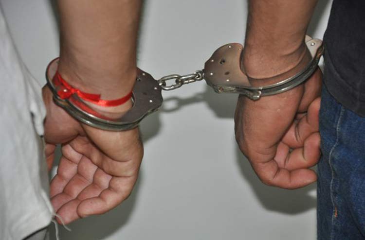 Polícia prende dois foragidos em festinha do crime na Grande Natal