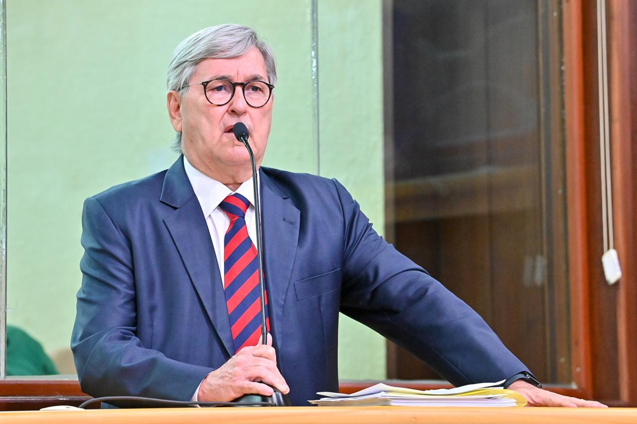 Tomba Farias critica excesso de urgência constitucional em projetos do Governo