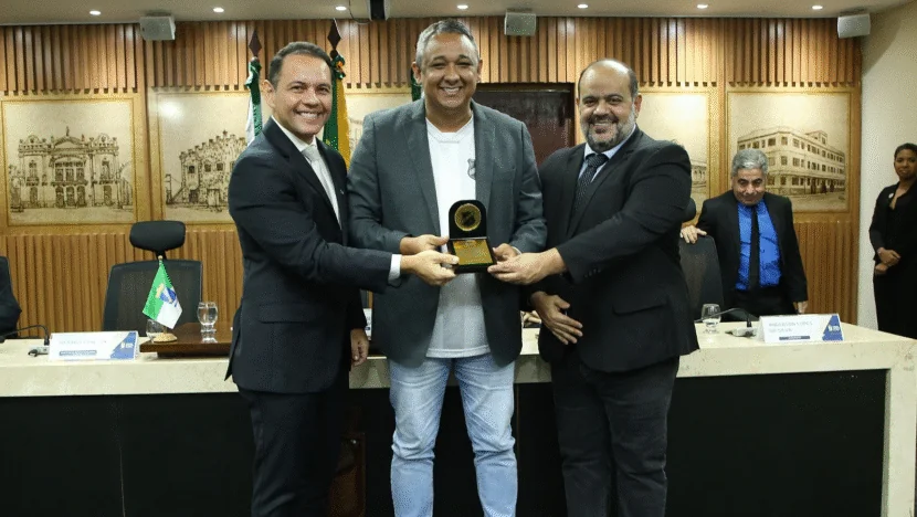 Câmara homenageia ABC Futebol Clube com entrega da Comenda Maria Lamas Farache