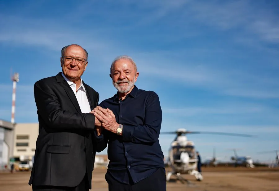Lula embarca para o G7 no Canadá em meio a tensões no Oriente Médio; Alckmin assume presidência
